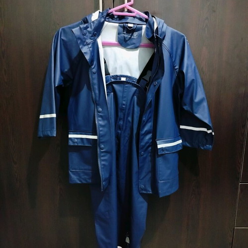 Children's waterproof jacket like new, blue, size 134-140 cm