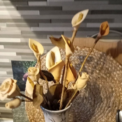 Vintage gypsum flowers used with faience vase