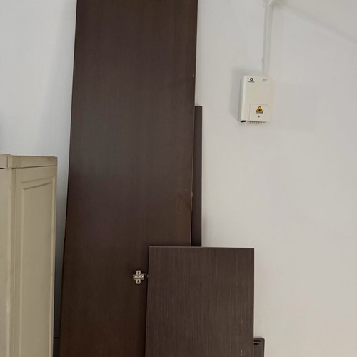 Wardrobe doors like new, wenge color, two sides and four doors