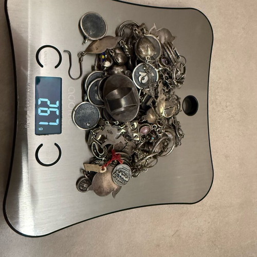 Silver jewelry used with 925 stamp weighing 267 g