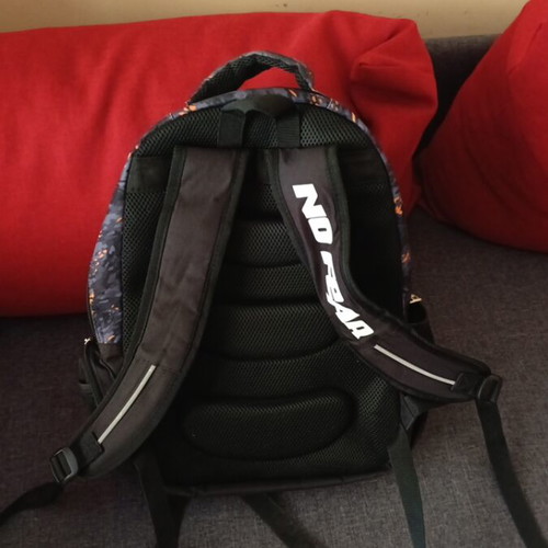 No Fear School Bag like new, ideal up to 3rd Gymnasium