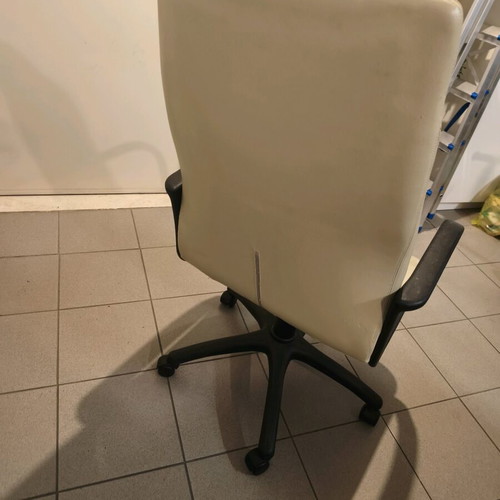 Office chair used with ergonomic position and height adjustment