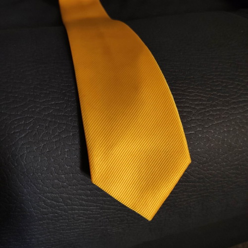 Set of 3 ties like new, beige, brown and yellow