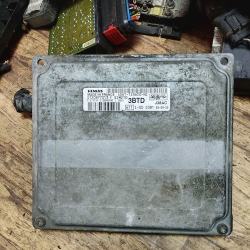 ECU computer used for Mazda 2, Ford Fiesta 1.4, Fusion S120977013F
