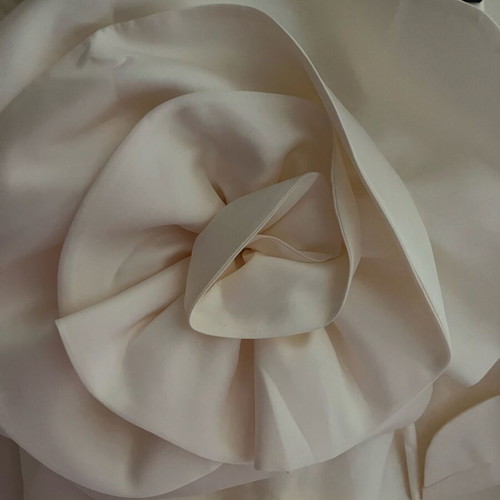 Wedding dress super mini ecru like new, satin with lace-up back
