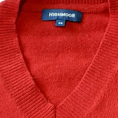 Highmoor solid color burgundy sweater size L like new
