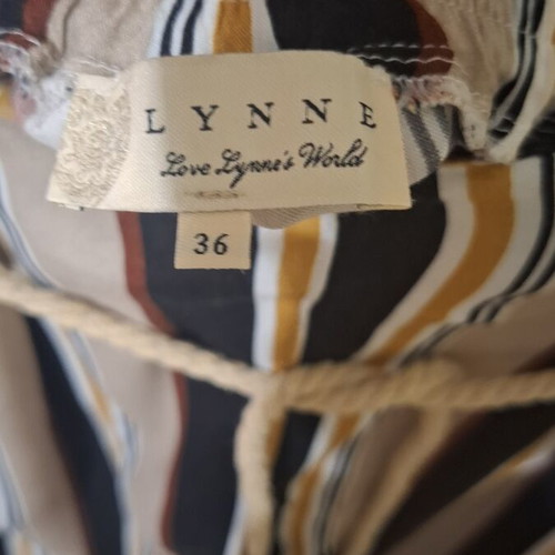 Lynne women's pants like new, multicolor, size S