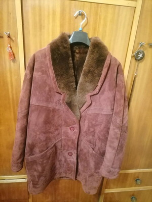 Mouton leather coat burgundy no 42 like new, Italian