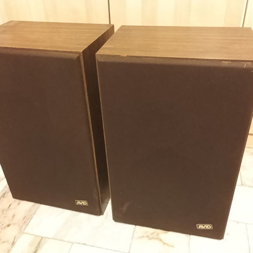 AVID Corporation 80a vintage speakers