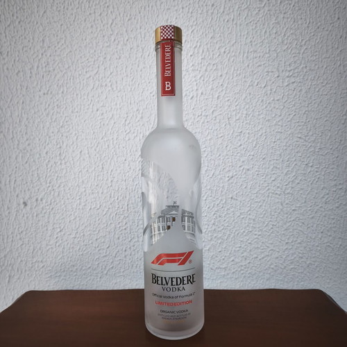 Belvedere vodka collectible bottle set, Formula 1 Limited Edition, Smogory Forest & Lake Bartężek