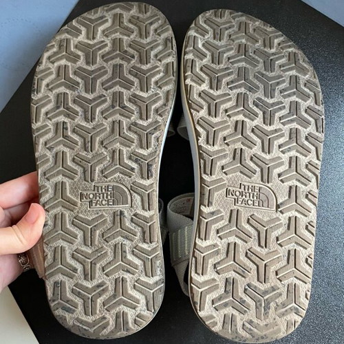The North Face Skeena Sandal used, blue turquoise, adjustable velcro