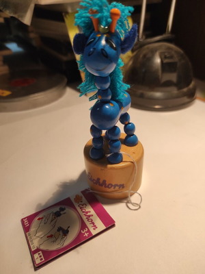 Eichhorn wooden giraffe figure like new