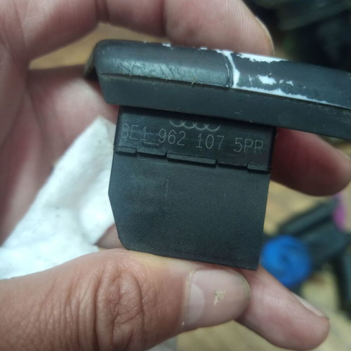 Central Locking Buttons Audi A4 B7 used, 8E1962107