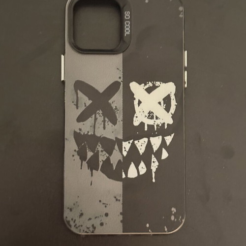 iPhone 12 phone case like new