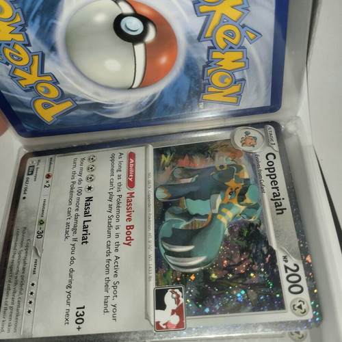 Pokemon Binder like new with 28 cards rarity uncommon, rare, reverse holo