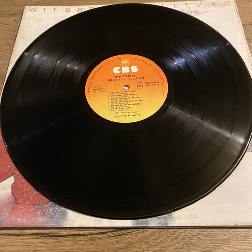 Gilbert O’Sullivan Off Centre LP like new, gatefold edition