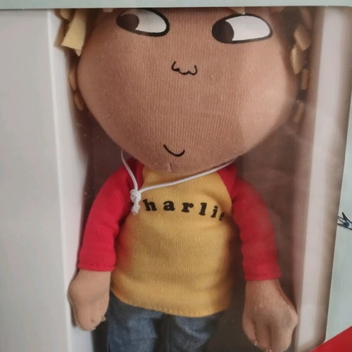 Charlie and Lola giftset DVD and figure new