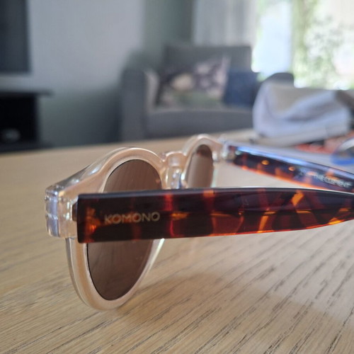 Komono sunglasses like new with mirrored green-gold lenses