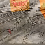  Levis 907 jeans