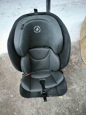 Maxi Cosi Titan car seat like new with Isofix and recline