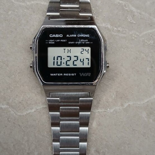 Casio Vintage A-158WEA-1EF watch like new with black frame