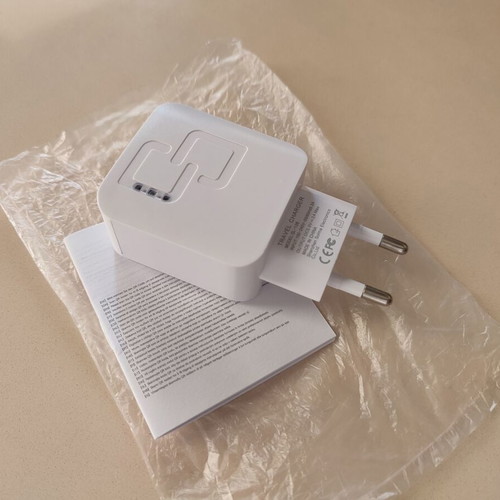 Special charger new with battery protection and renewal