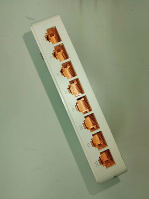 Switch Ethernet Turbo X 8ports used, SW-810F 8-port