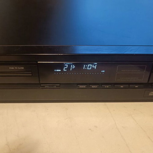 Philips CD 600 like new audio player