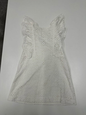 Zara dress for girl 9 years like new, white embroidered with lining