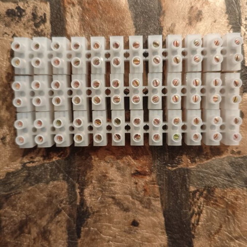 Terminal blocks 10-amp in 12 rows, pack of 3, white