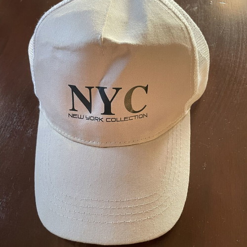 Jockey Trucker Hat NYC New York Collection beige one size like new