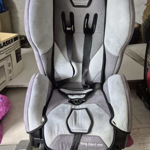 Recaro Young Expert Plus car seat used