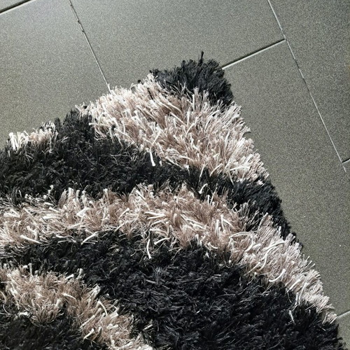 Runner rug used black gray 2.02x0.76 m