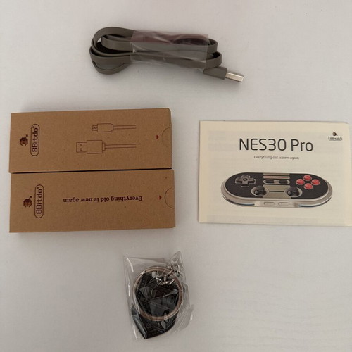 8bitdo NES30 Pro controller like new