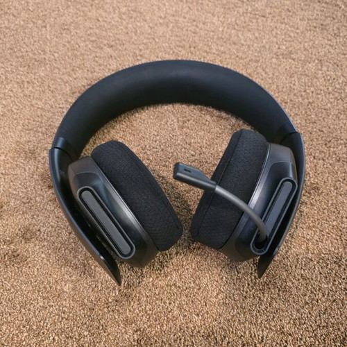 Alienware AW510H gaming headset wired like new with 7.1 sound