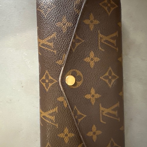 Louis Vuitton Wallet large size like new, brown