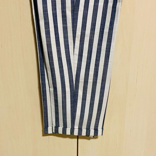 Stradivarius striped white and blue pants new, elastic waist