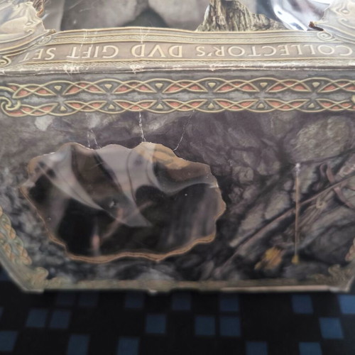 The Lord of the Rings The Two Towers Collector's DVD Gift Set used