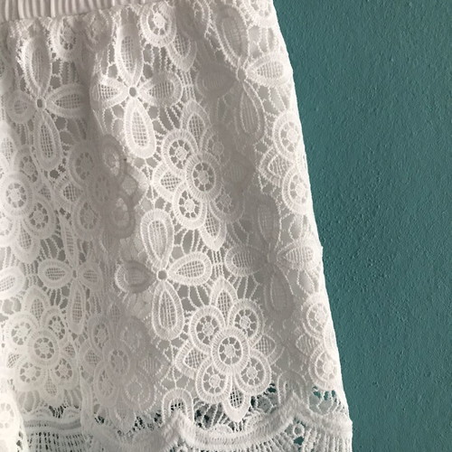 White shorts with lace and inner lining, new, size L/XL