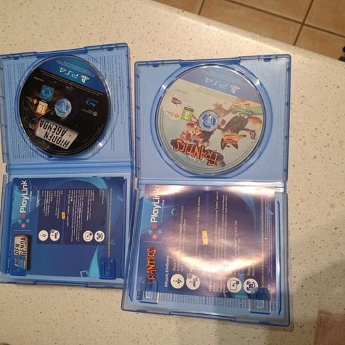 Frantics and Hidden Agenda PS4 like new