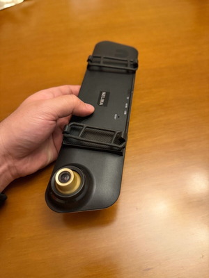 Car mirror with 1080p camera and 4.3’’ screen like new