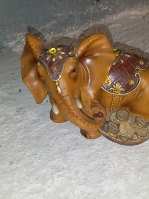 Feng Shui decorative set like new