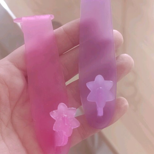 Hook used, set of 2 pieces for kitchen