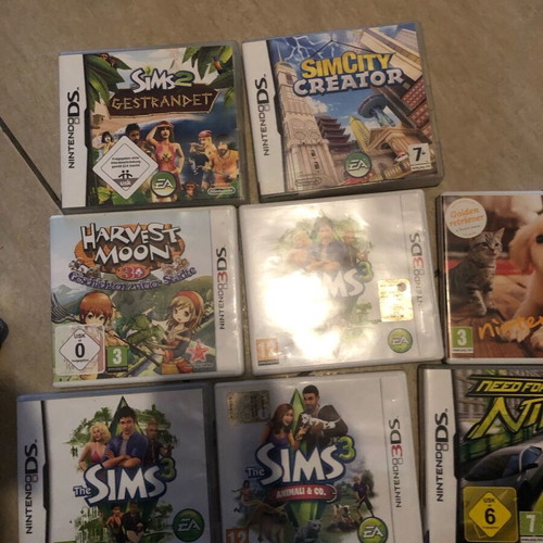 Nintendo DS and 3DS cases like new with manuals without games