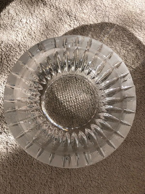 Vintage crystal ashtray like new from the 1970s