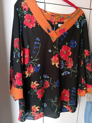 Tunic multicolored size 46 like new