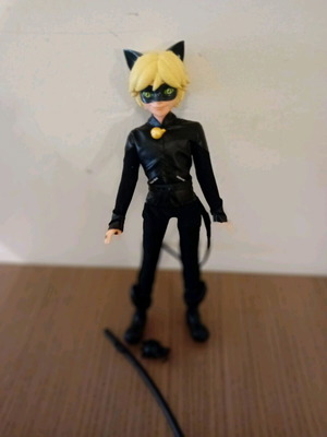 Miraculous Cat Noir figure like new