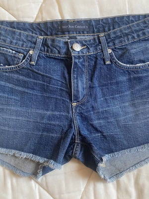 Juicy Couture Vintage Denim Shorts Mid Rise Frayed Hem Size S