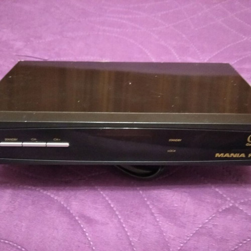 Golden Media Mania HD digital receiver used with remote control