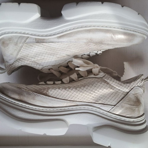 EVA MINGE sneakers like new, genuine leather with gold and silver shades, size 39-39.5